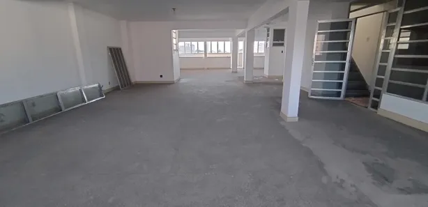 Andar / Laje corporativa para alugar, 178m² no Jardim Vinte e Cinco de Agosto, Duque de Caxias