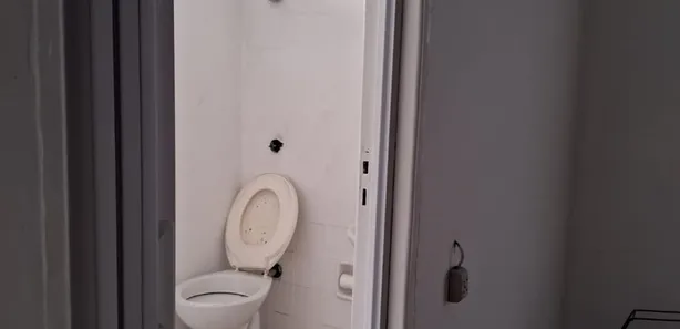 Casa Comercial com 2 Quartos para alugar, 190m² no Jardim Santa Cruz, Taboão da Serra
