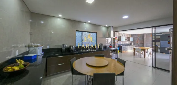 Casa com 3 Quartos à venda, 280m² no Setor Habitacional Arniqueira, Brasília