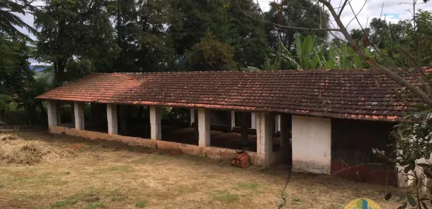 Fazenda / Sítio / Chácara com 5 Quartos à venda, 26000m² no Centro, Mairinque