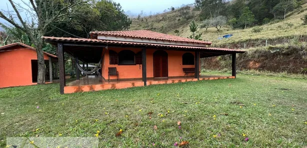 Fazenda / Sítio / Chácara com 3 Quartos à venda, 200m² no Palmares, Paty do Alferes