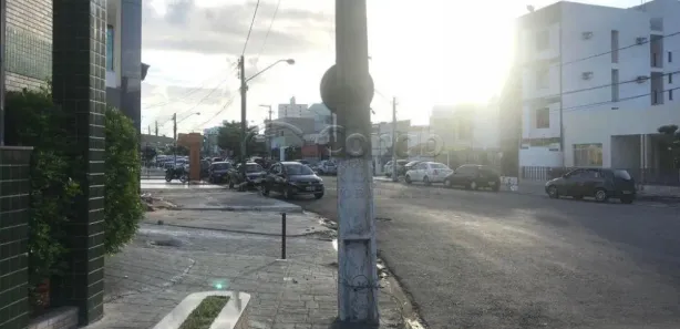Prédio Inteiro à venda, 254m² no São José, Aracaju