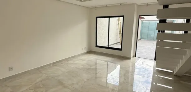 Sobrado com 4 Quartos à venda, 150m² no Felícia, Vitória da Conquista