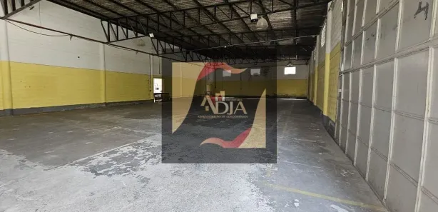 Galpão / Depósito / Armazém para alugar, 750m² no Jardim Maringá, Mauá