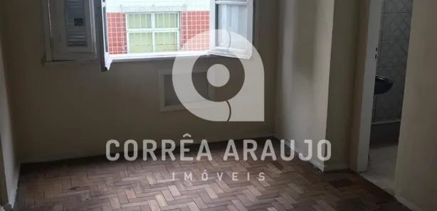 Kitnet à venda, 24m² no Praça da Bandeira, Rio de Janeiro