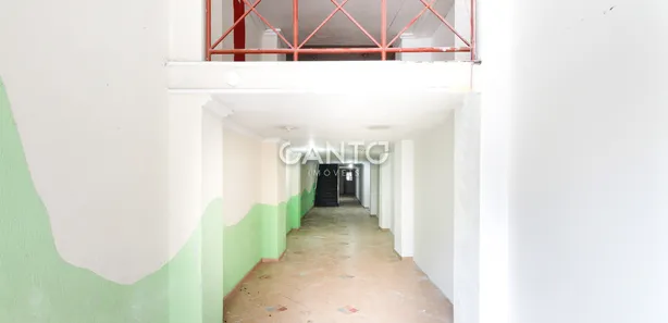 Loja / Salão / Ponto Comercial para venda ou aluguel, 330m² no Centro, Curitiba