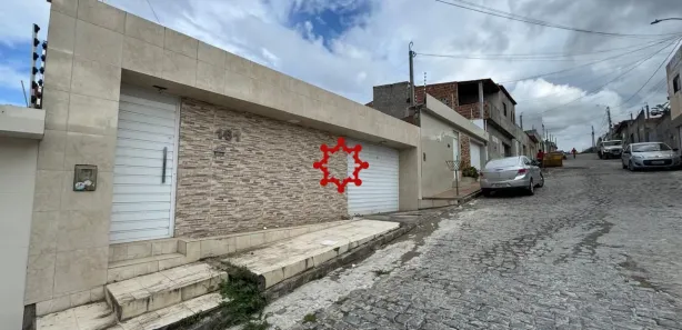 Casa com 2 Quartos à venda, 120m² no Cidade Alta, Caruaru