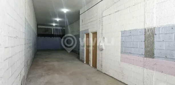 Conjunto Comercial / Sala para alugar, 90m² no Centro, Itatiba