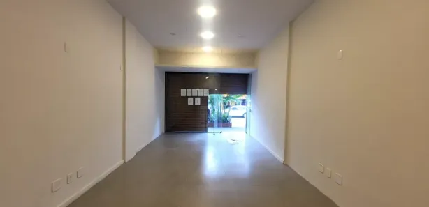Loja / Salão / Ponto Comercial para alugar, 56m² no Olaria, Nova Friburgo