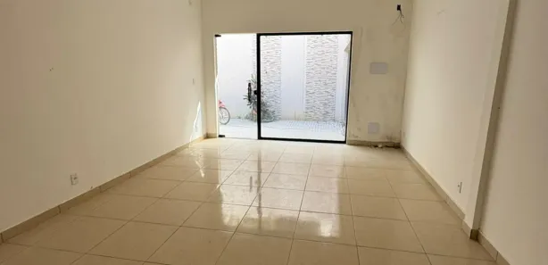 Loja / Salão / Ponto Comercial para venda ou aluguel, 35m² no Campos Elíseos, Resende