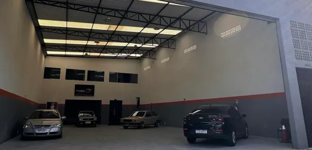 Galpão / Depósito / Armazém para alugar, 400m² no Vila Mogilar, Mogi das Cruzes