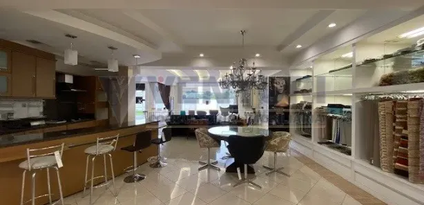 Prédio Inteiro para alugar, 680m² no São Pedro, São José dos Pinhais