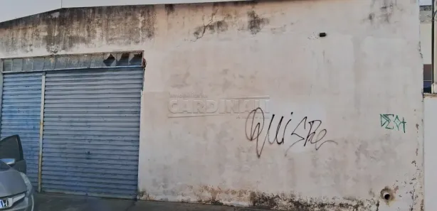Galpão / Depósito / Armazém para alugar, 130m² no Jardim Califórnia, Araraquara