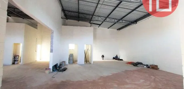 Galpão / Depósito / Armazém para alugar, 120m² no Loteamento Vila Romana, Bragança Paulista