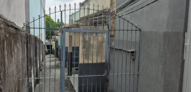 Casa com 1 Quarto para alugar, 35m² no Centro, Nilópolis