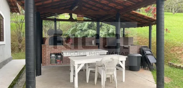 Fazenda / Sítio / Chácara com 3 Quartos para alugar, 10m² no Porteira Preta, Mogi das Cruzes