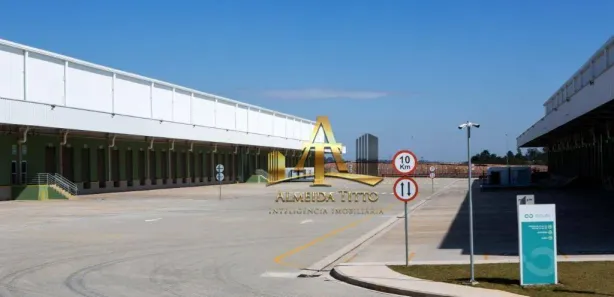 Galpão / Depósito / Armazém para alugar, 5781m² no Portão, Arujá