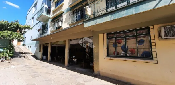 Galpão / Depósito / Armazém à venda, 119m² no Centro, Santa Maria