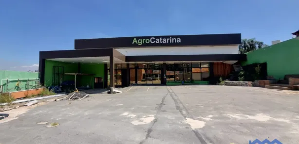 Galpão / Depósito / Armazém à venda, 700m² no , Mairinque