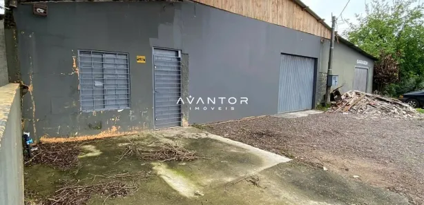 Galpão / Depósito / Armazém com 2 Quartos à venda, 305m² no Camobi, Santa Maria