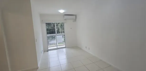 Apartamento com 3 Quartos para alugar, 72m² no Jacaré, Niterói