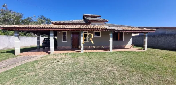 Fazenda / Sítio / Chácara com 2 Quartos à venda, 223m² no Centro, Guararema