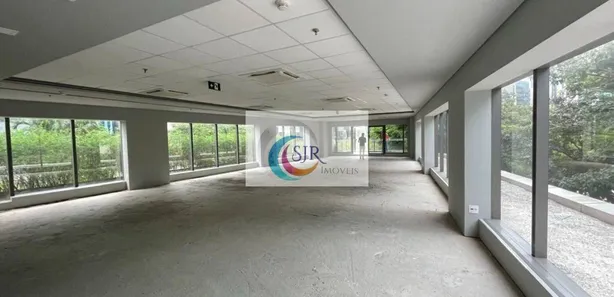 Conjunto Comercial / Sala para alugar, 300m² no Vila Olímpia, São Paulo