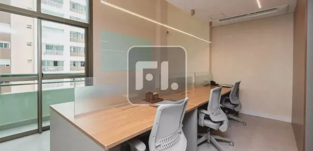 Conjunto Comercial / Sala para alugar, 246m² no Vila Almeida, São Paulo