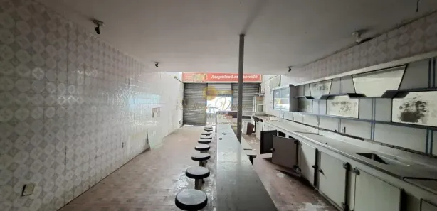 Loja / Salão / Ponto Comercial à venda, 145m² no Várzea, Teresópolis