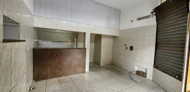 Loja / Salão / Ponto Comercial para alugar, 54m² no Centro, Nilópolis