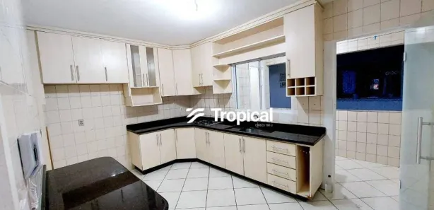 Apartamento com 3 Quartos para alugar, 101m² no Velha Central, Blumenau