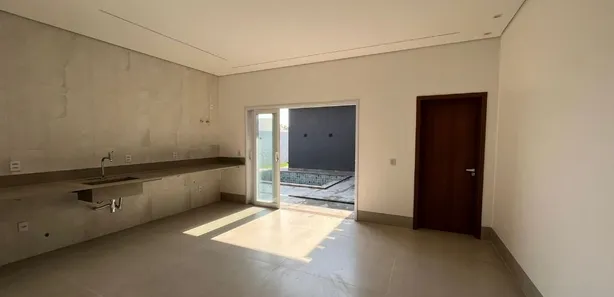 Casa de Condomínio com 4 Quartos à venda, 215m² no Jardim dos Ipês, Caldas Novas