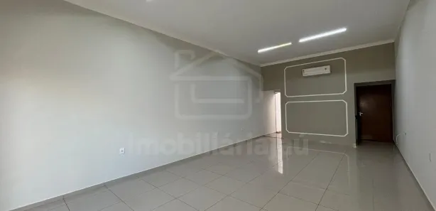 Loja / Salão / Ponto Comercial para alugar, 45m² no Chácara Braz Miraglia, Jaú