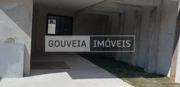 Sobrado com 3 Quartos à venda, 141m² no Capão Raso, Curitiba
