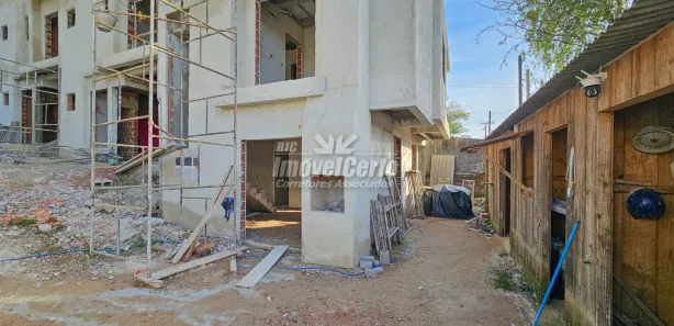 Sobrado com 3 Quartos à venda, 165m² no Xaxim, Curitiba