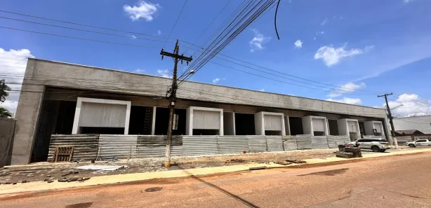 Loja / Salão / Ponto Comercial para alugar, 300m² no Amapá, Marabá