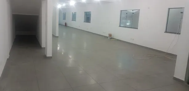 Prédio Inteiro para venda ou aluguel, 811m² no Jardim Vitória, Arujá
