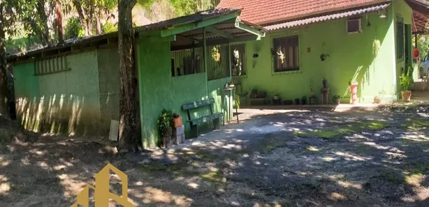 Fazenda / Sítio / Chácara com 6 Quartos à venda, 30000m² no Rosa Machado, Piraí