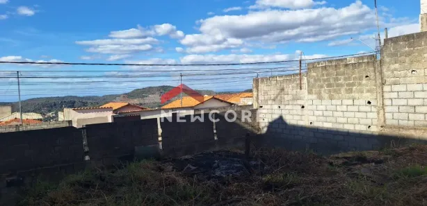 Terreno / Lote / Condomínio à venda, 228m² no Santa Tereza, Pedro Leopoldo