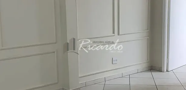 Conjunto Comercial / Sala para alugar, 110m² no Centro, Arapongas