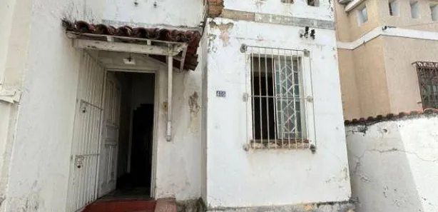 Casa Comercial com 3 Quartos à venda, 156m² no Centro, Guaratinguetá