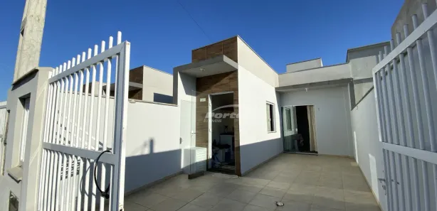 Casa com 2 Quartos para alugar, 50m² no Itacolomi, Balneário Piçarras