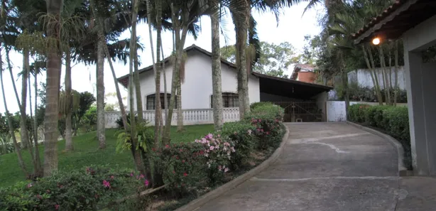 Fazenda / Sítio / Chácara com 6 Quartos à venda, 1650m² no Refúgio da Serra, Itapecerica da Serra