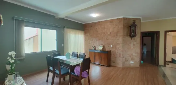 Sobrado com 3 Quartos à venda, 296m² no Parque Vivaldi Leite Ribeiro, Poços de Caldas