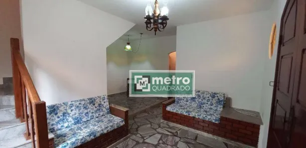 Casa com 4 Quartos para alugar, 250m² no Costazul, Rio das Ostras