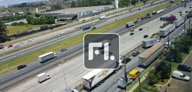 Conjunto Comercial / Sala para alugar, 250m² no Tamboré, Barueri