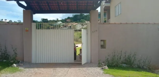 Fazenda / Sítio / Chácara com 4 Quartos à venda, 250m² no Jardim Colina do Sol, Bom Jesus dos Perdões