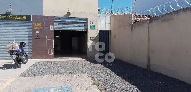 Galpão / Depósito / Armazém à venda, 130m² no Jardim Europa, Uberlândia