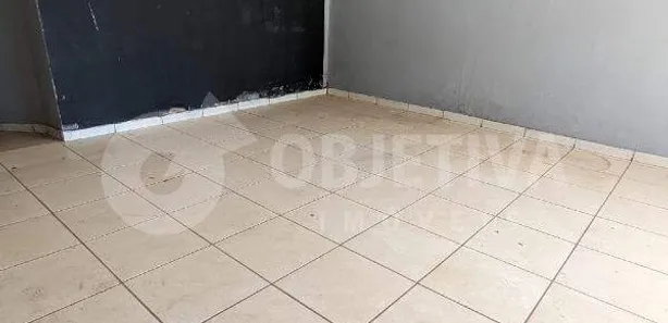 Galpão / Depósito / Armazém com 7 Quartos à venda, 370m² no Custódio Pereira, Uberlândia
