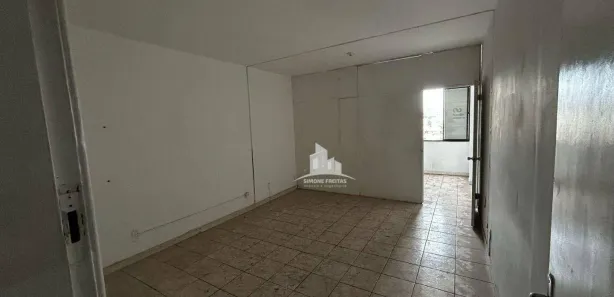 Conjunto Comercial / Sala para alugar, 40m² no Aterrado, Volta Redonda